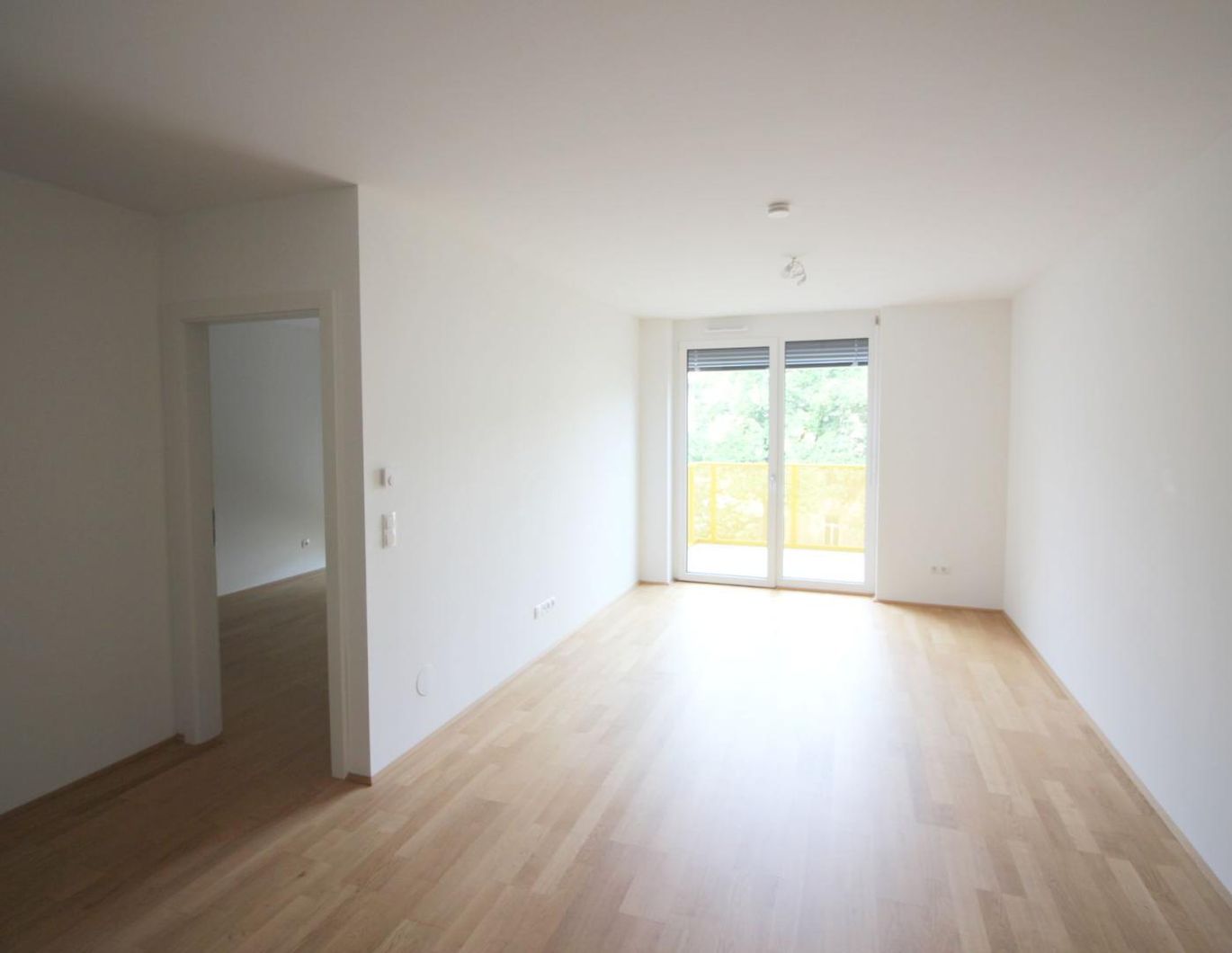 WOHNOASE EGGENBERG! MODERNE 2-ZIMMER-WOHNUNG MIT SONNIGEM, RUHIGEM BALKON IN FH-NÄHE