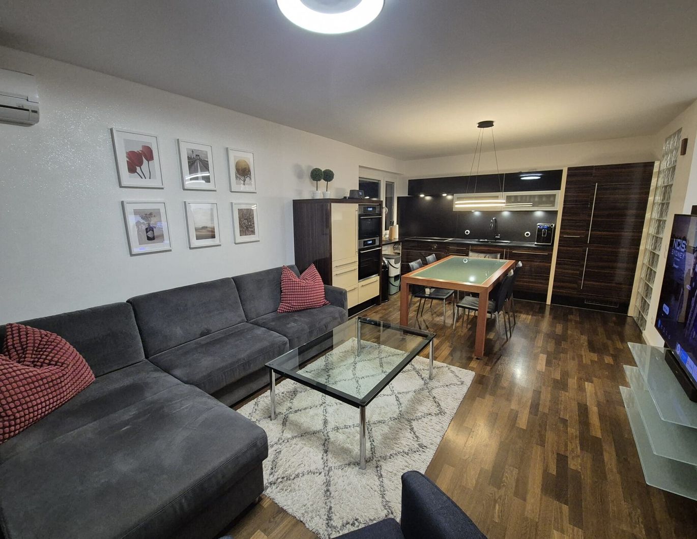 großzügige 4-Zimmer-Wohnung mit zwei Balkonen