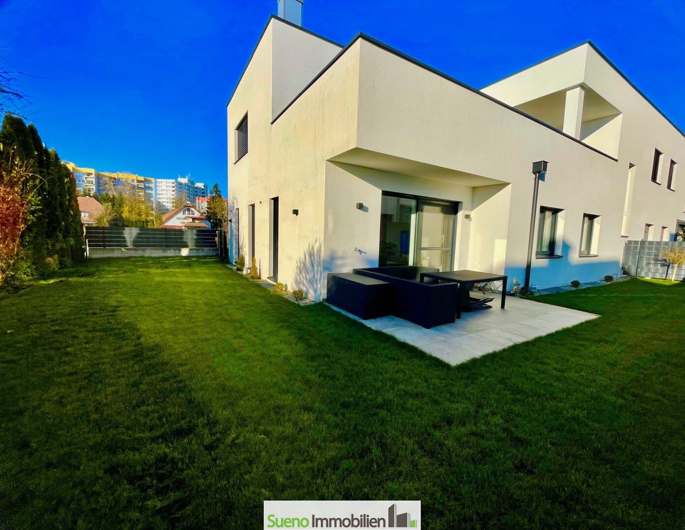 Exklusive, barrierefreie EG-Wohnung mit Garten & Terrasse in Wels