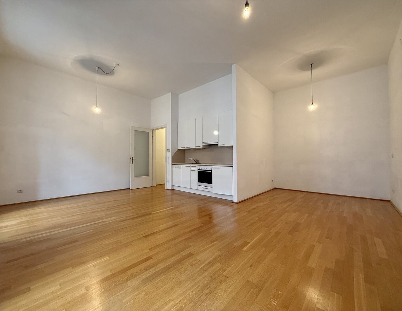 Kompakter und charmanter Altbau im Herzen Wiens | ALOIS DRASCHE PARK Nähe