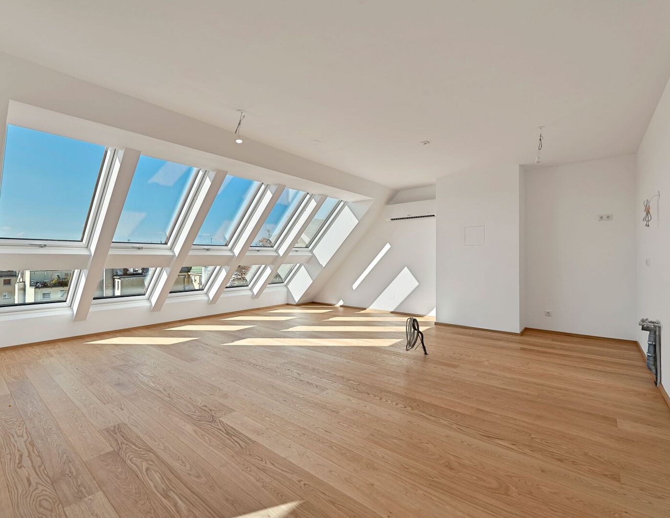 THE TEMPTATION - 1+2.DG - 3 ZI - Maisonette - Südterrasse