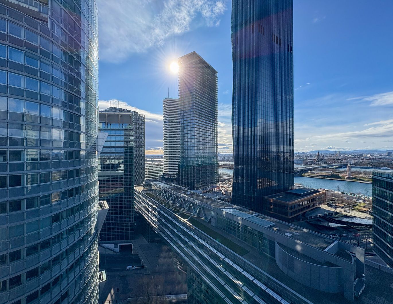 3-Zimmer-Wohnung mit 2 Bädern - Erstbezug in den DC Flats - zu mieten in 1220 Wien