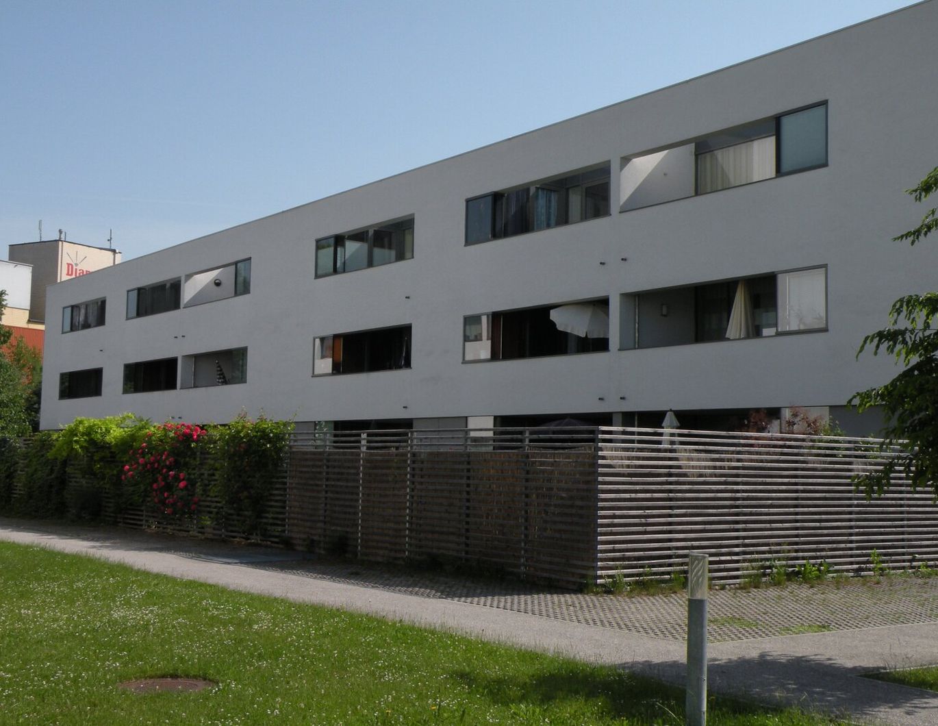 Anlegerhit in Wels - Sonnige 3-Zimmer-Wohnung mit Balkon und Tiefgarage in Wels