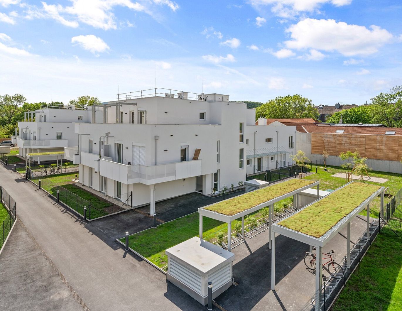 THE VINEYARD. 3-Zimmer mit Terrasse & Garten!