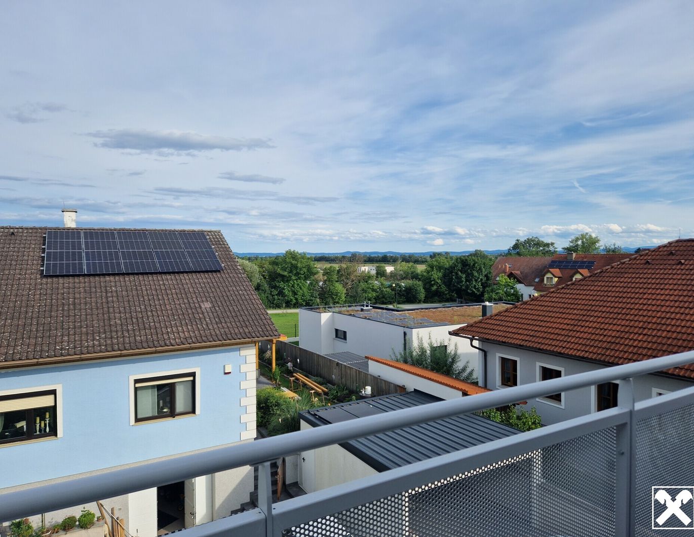 LICHTDURCHFLUTETE TERRASSENWOHNUNG MIT TOLLEM AUSBLICK - PROVISIONSFREI