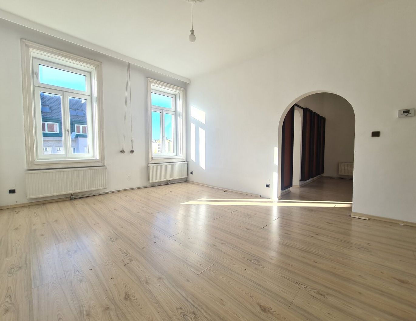 Sonnen-Altbau | Balkon bewilligt | U4 Ober St. Veit