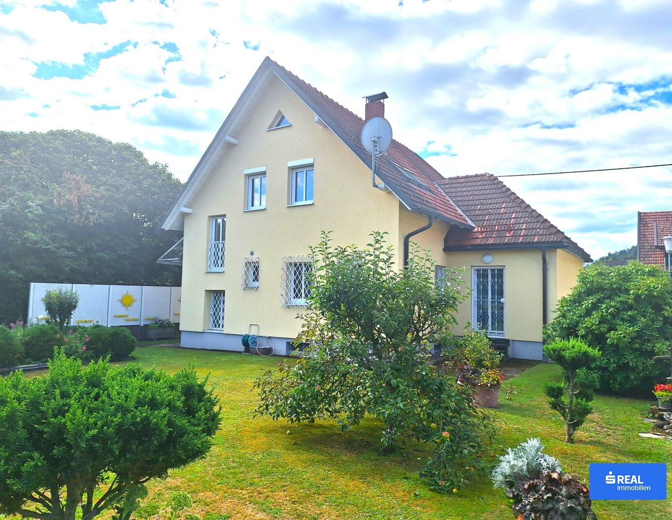 Perfekter Familienwohnsitz! Top gepflegtes Einfamilienhaus in Klagenfurt