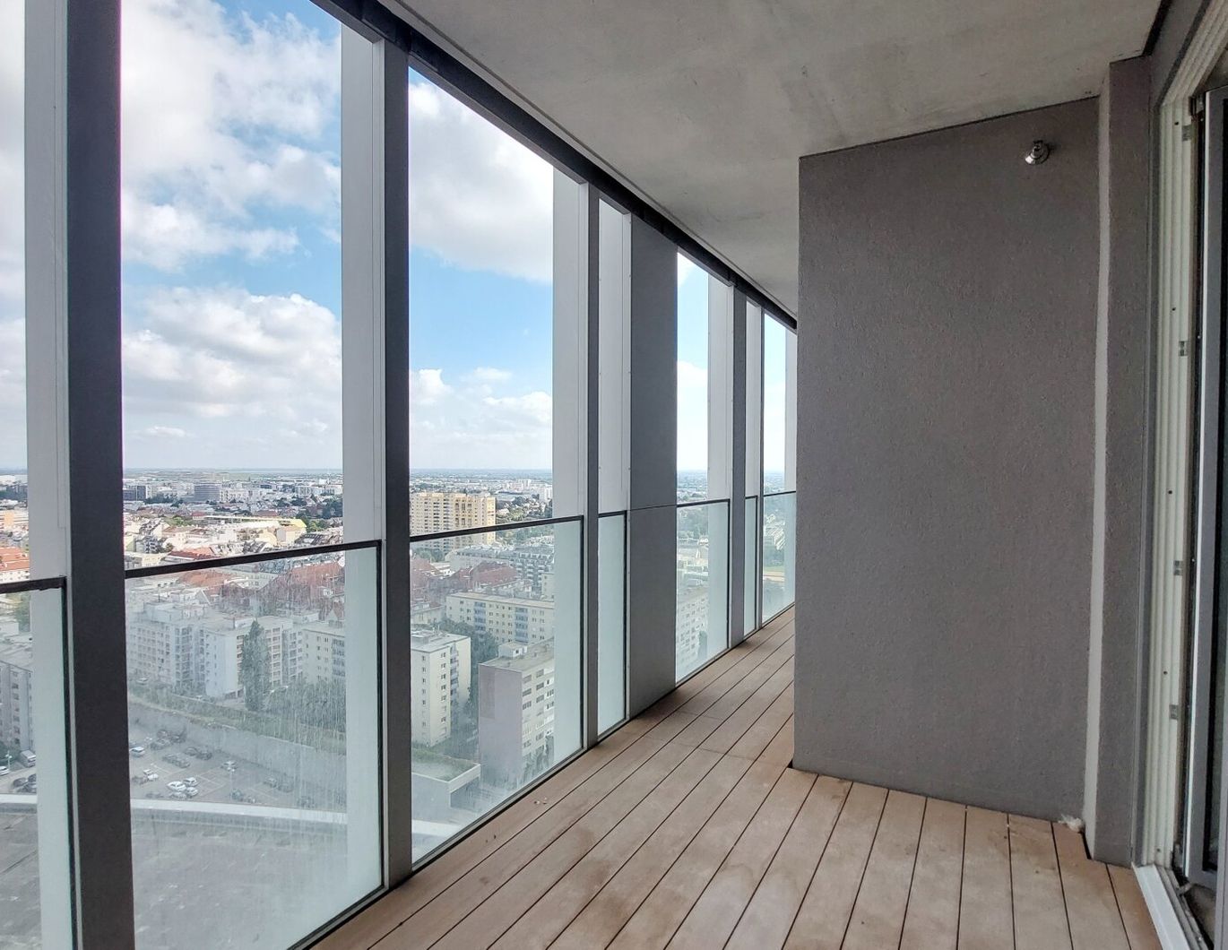 TOWER HOMES - Exklusiver Erstbezug bei der U1