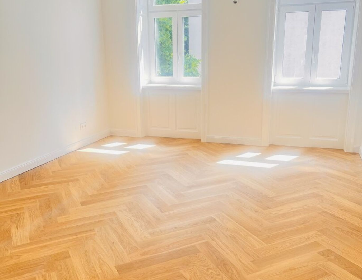 Erstbezug nach hochwertiger Sanierung: Sonnige 2 Zimmer Balkonwohnung
