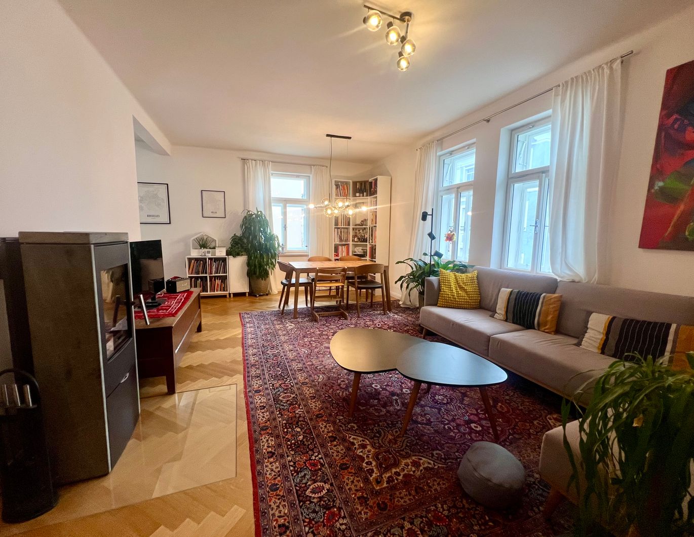 PRIVAT Charmante 3-Zimmer Altbau Wohnung