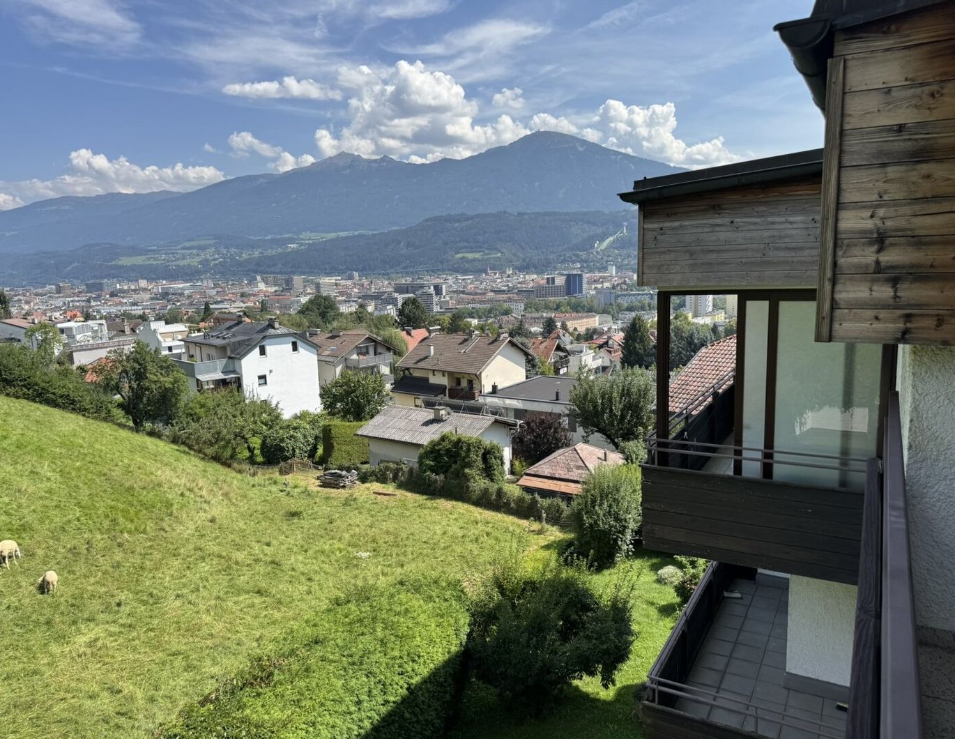 IBK-Hötting: 2 - Zimmerwohnung in absoluter Ruhelage!