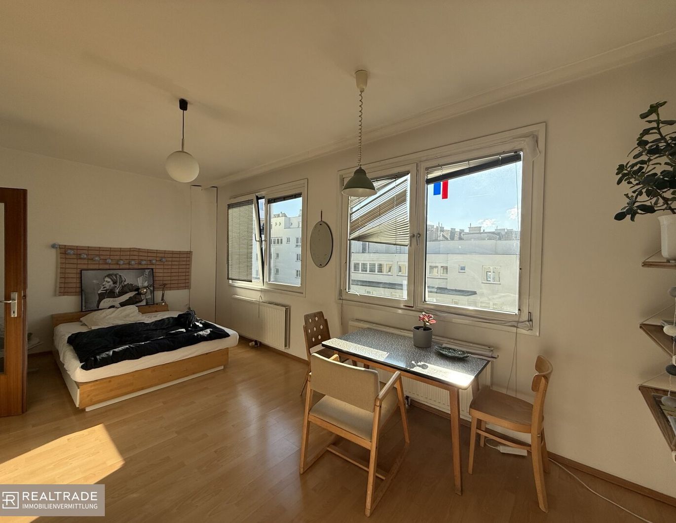 Nähe Sofiensäle - Sonnige Neubauwohnung mit Potenzial