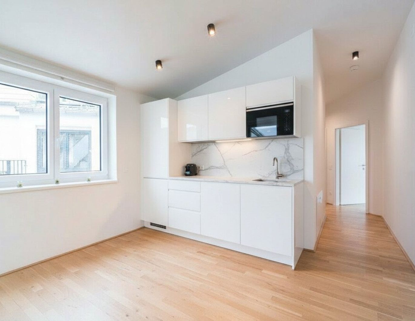 Familienfreundliche DG-Wohnung mit Terrasse