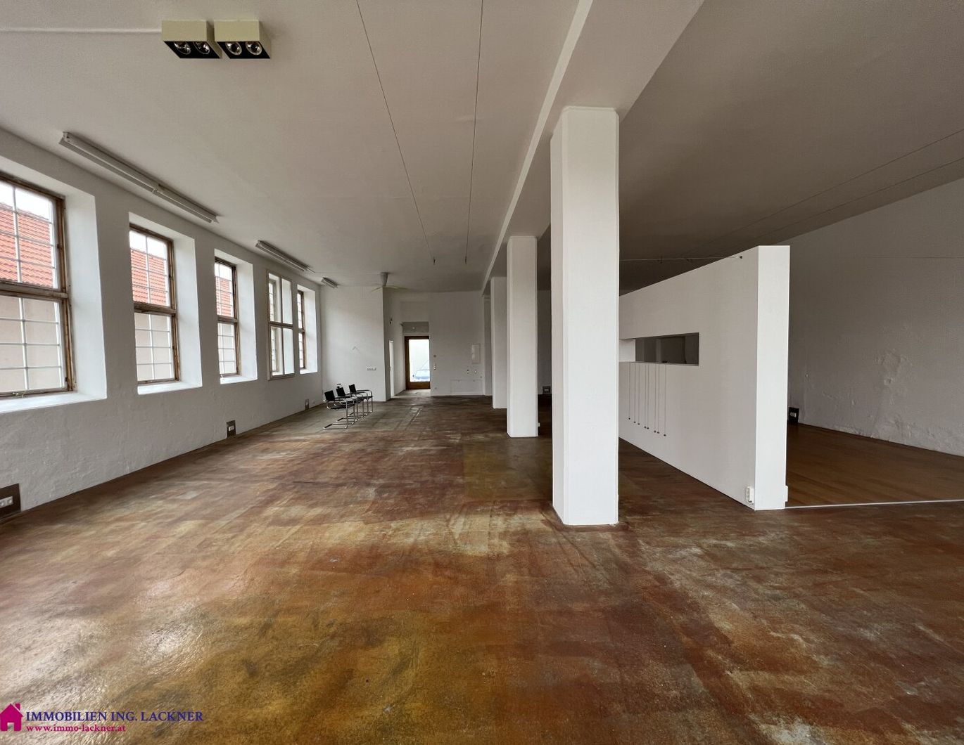 Loft - Atelier - Galerie - Büro - Wohnen und Arbeiten