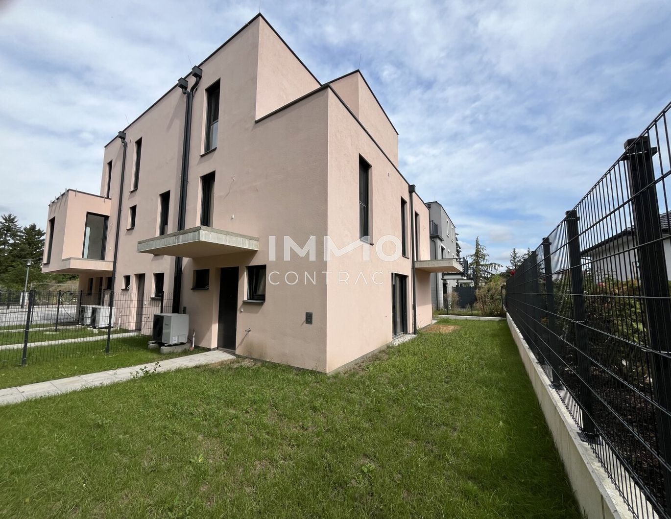 ErstbezugGenießen Sie Landleben und Stadtnähe