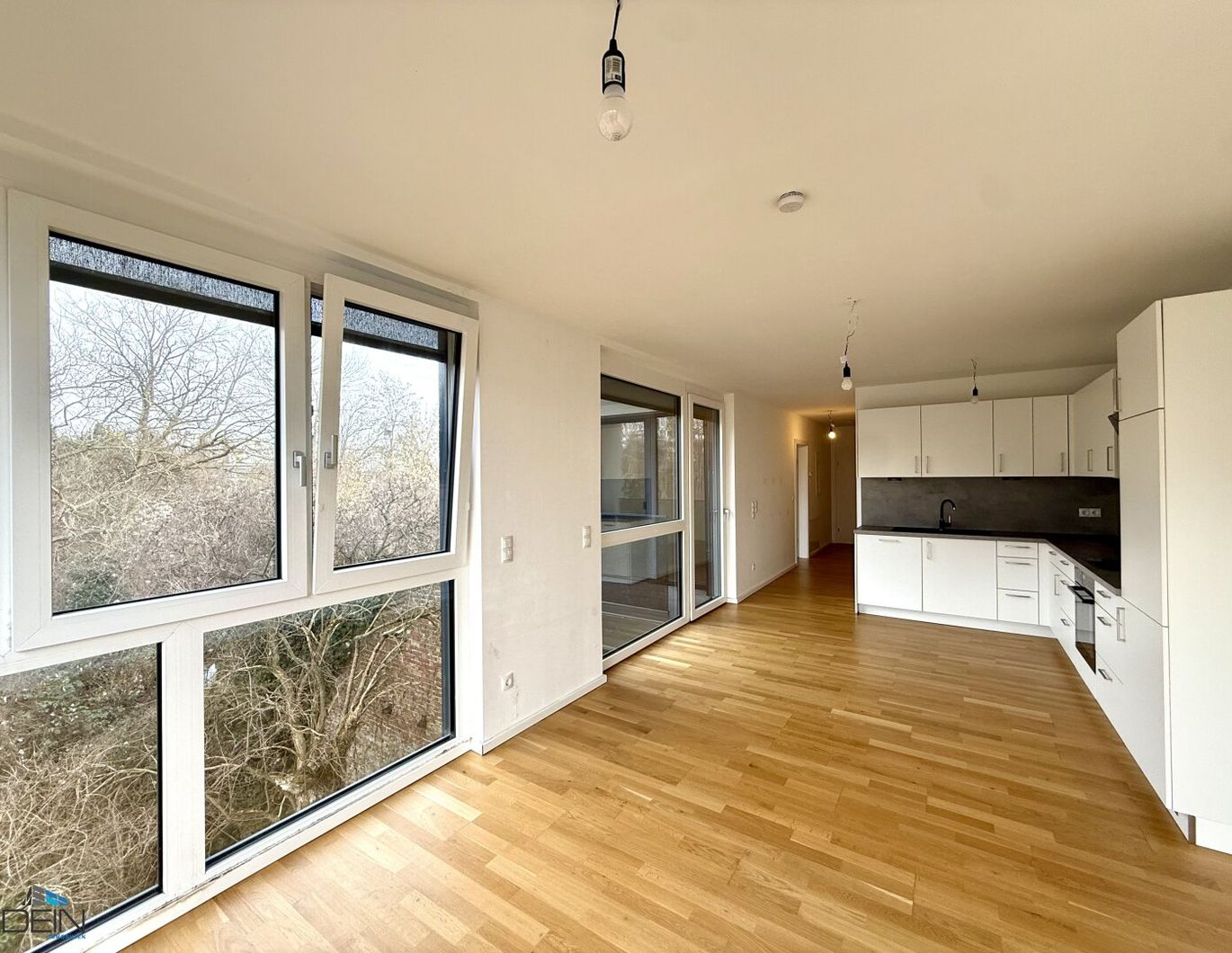 NEU! TRAUMHAFTE 2 ZIMMER NEUBAUWOHNUNGEN MIT FREIFLÄCHEN NÄHE BADETEICH HIRSCHSTETTEN!