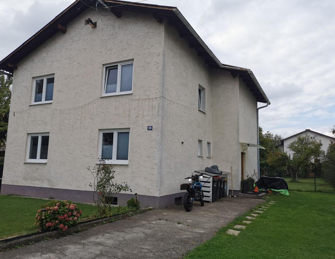 Großes Haus mit schönem Garten in zentraler Lage in Klagenfurt zu vermieten