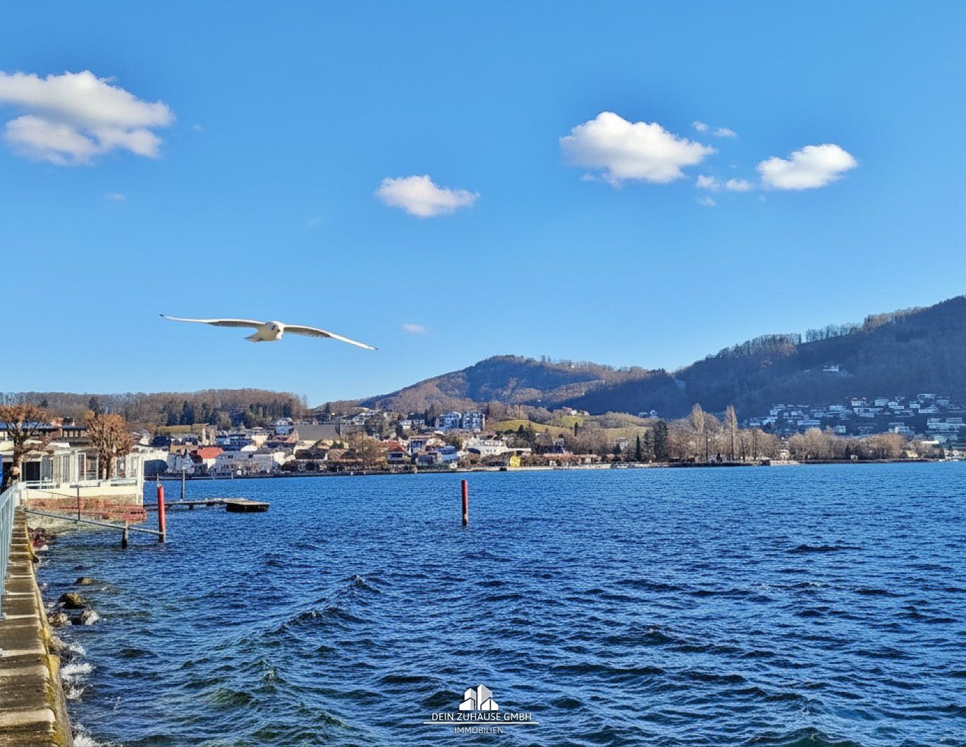 DEIN ZUHAUSE in Gmunden am Traunsee: Teilsaniertes Reihenhaus am Stadtrand