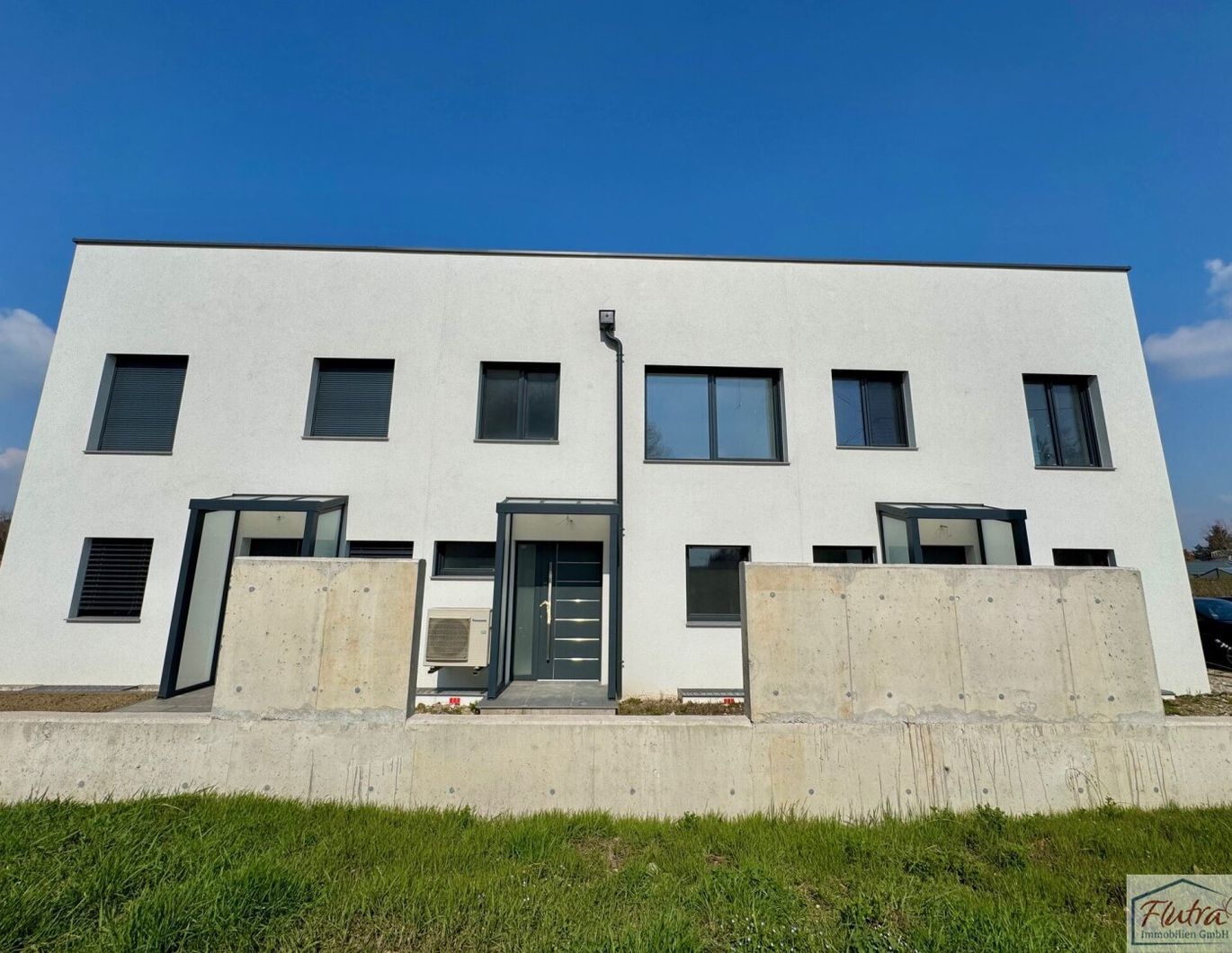 Preisreduktion! - Charmantes Mittelreihenhaus in Linz inkl. Keller und großer Dachterrasse!