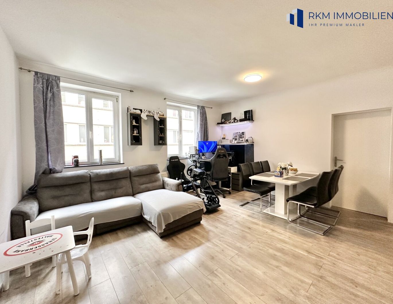 Schnäppchen!!! Bezugsfertige 3-Zimmer-Wohnung in U-Bahn-Nähe