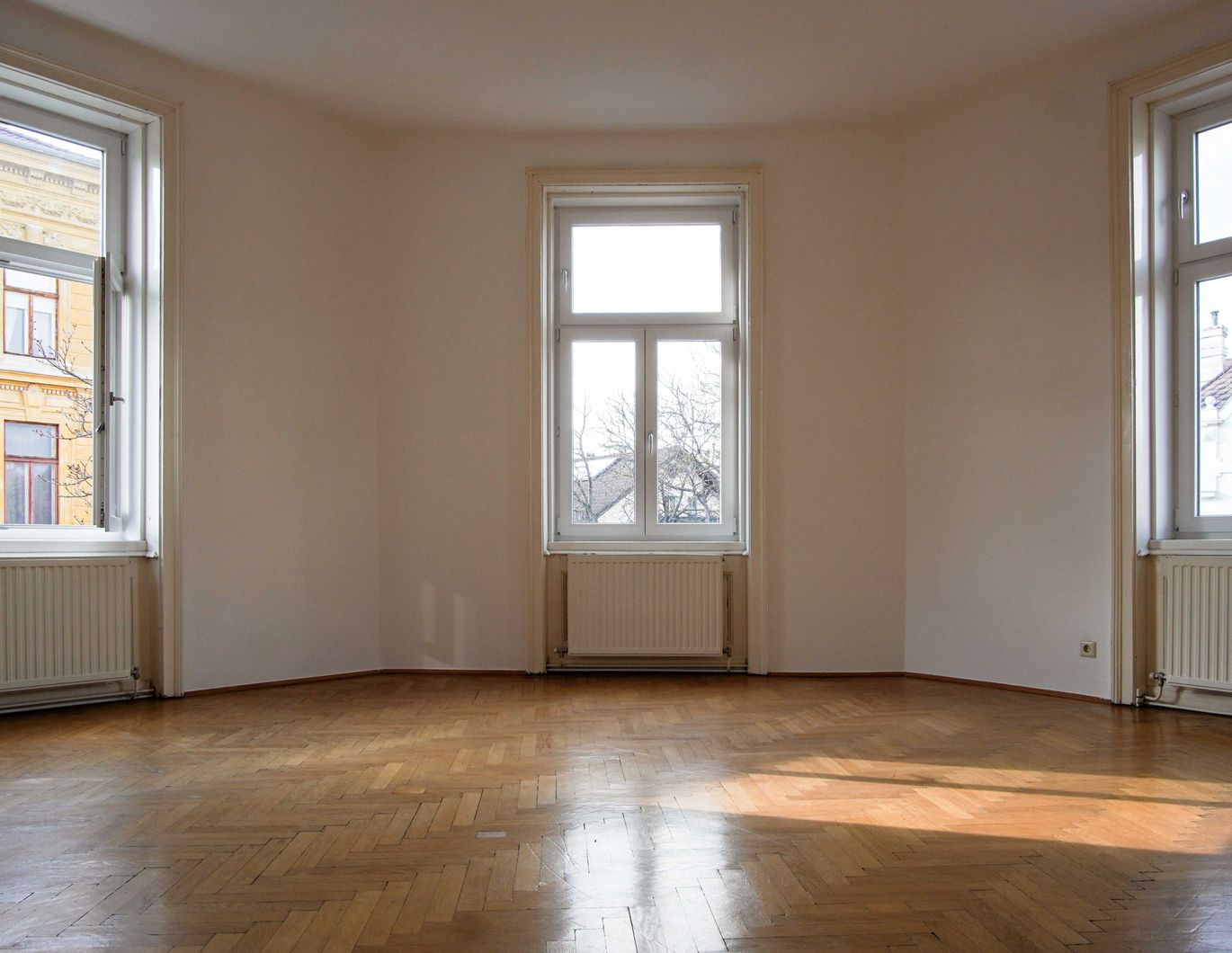 Sonnige 2-Zimmer-Wohnung (72m²) mit Gartenbenutzung & Wohnküche in Top-Lage Mödlings