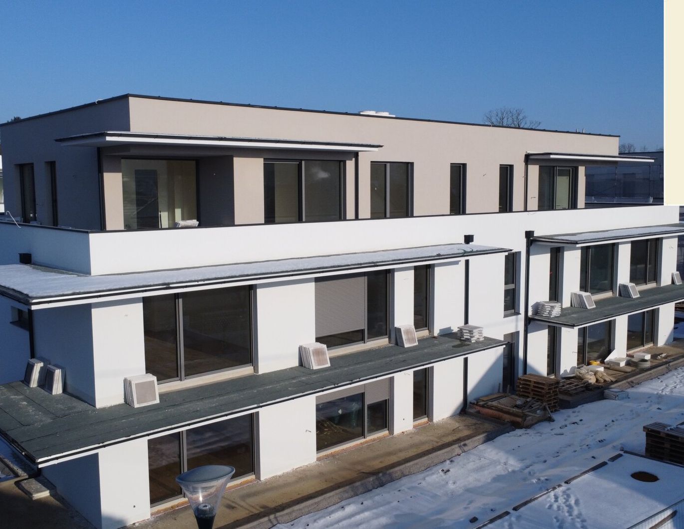 Hochwertige 3-Zimmer-Wohnung mit Echtholz-Parkett und naturverbundener Lage