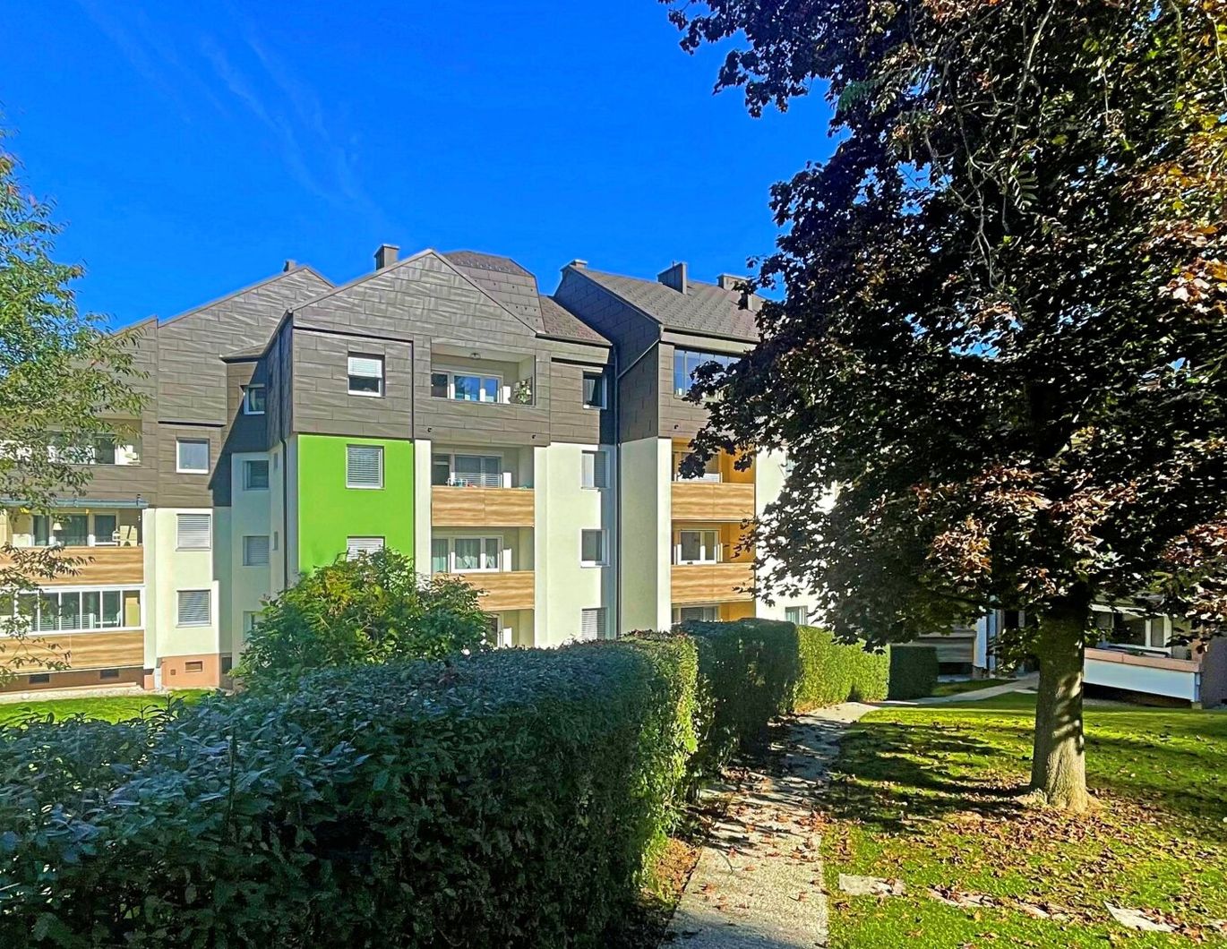 Erstbezug nach Sanierung - Moderne 3-Zimmer Wohnung mit Loggia