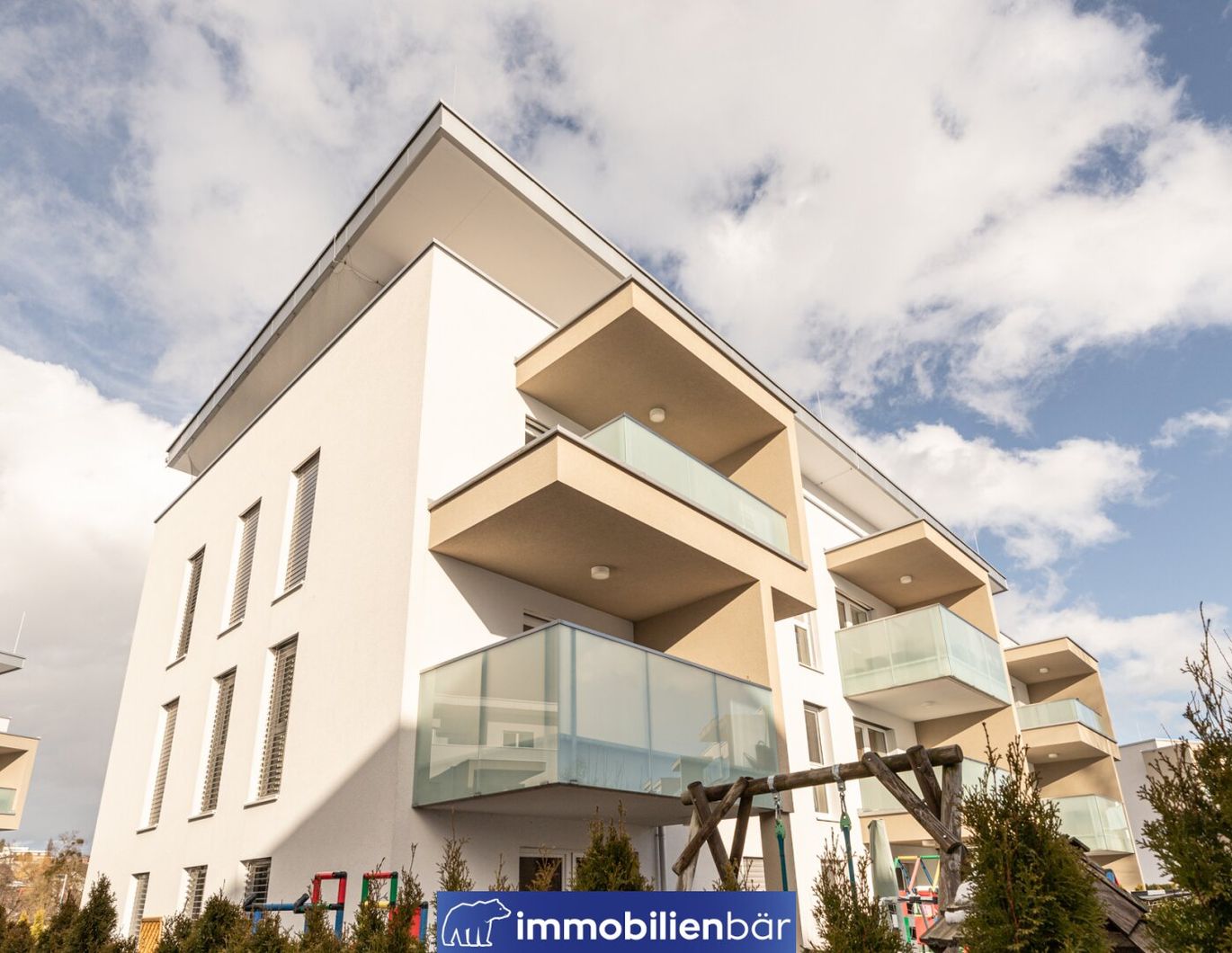 Dachgeschosswohnung mit Terrasse in Bestlage von Ried - Stadtpark