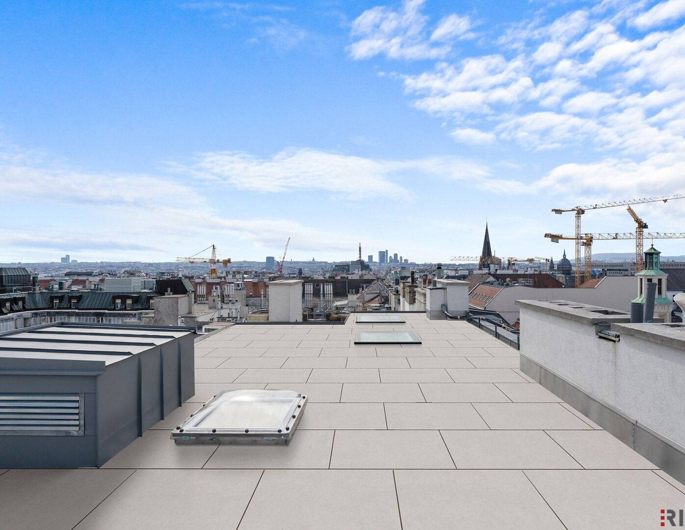 Dachterrassenwohnung mit Traumausblick | 72m² Terrassenfläche | 2 Minuten zur Mariahilferstr. | 2 Minuten zur U6 und U3