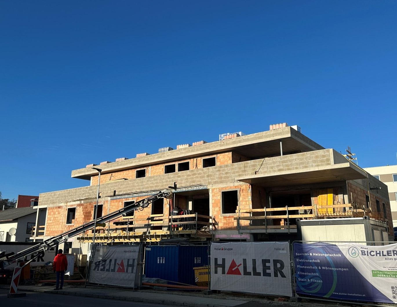 LICHTENBERG: NEUBAUPROJEKT mit 9 hochwertig ausgestatteten Eigentumswohnungen (Wohnflächen von ca. 60m² bis 106m²) + Freiflächen