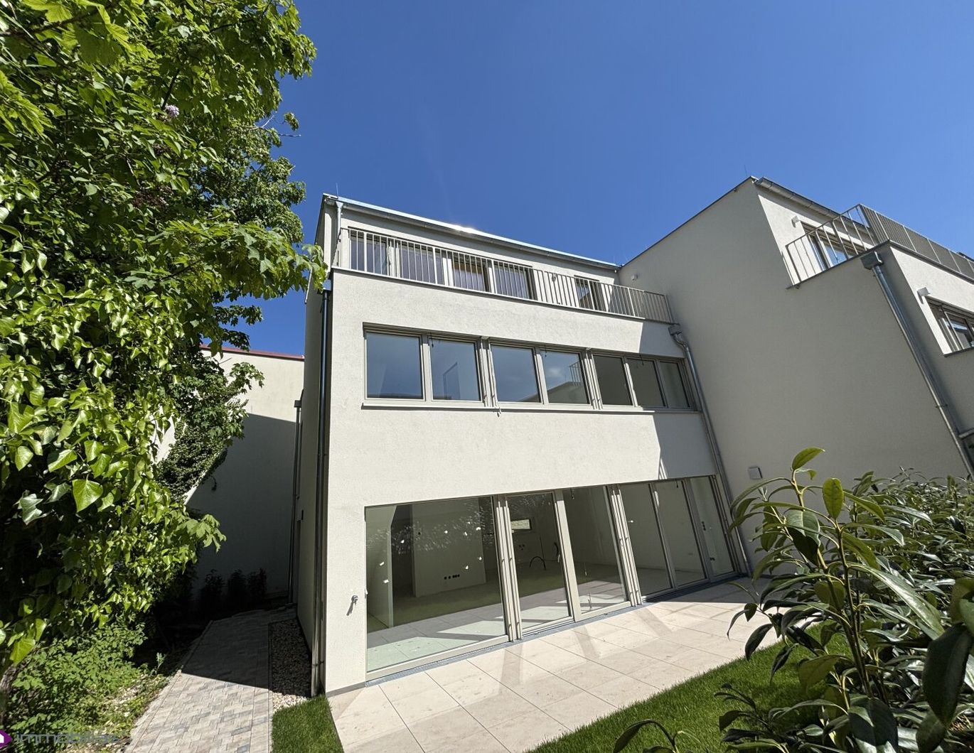 Wohnglück in Grünruhelage ganz nahe bei Wien!