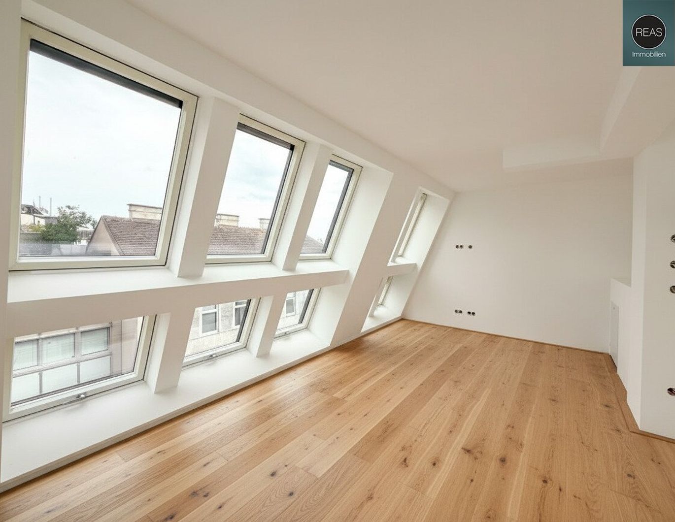 Erstbezug: Atemberaubendes Dachgeschoss - Maisonette - Apartment (klimatisiert) mit 3 Terrassen und hochwertiger Ausstattung im Trendbezirk Ottakring!