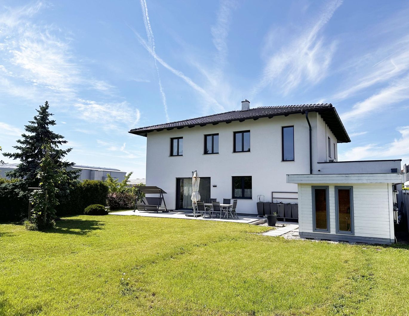 Modernes Wohnhaus für Ihre Familie