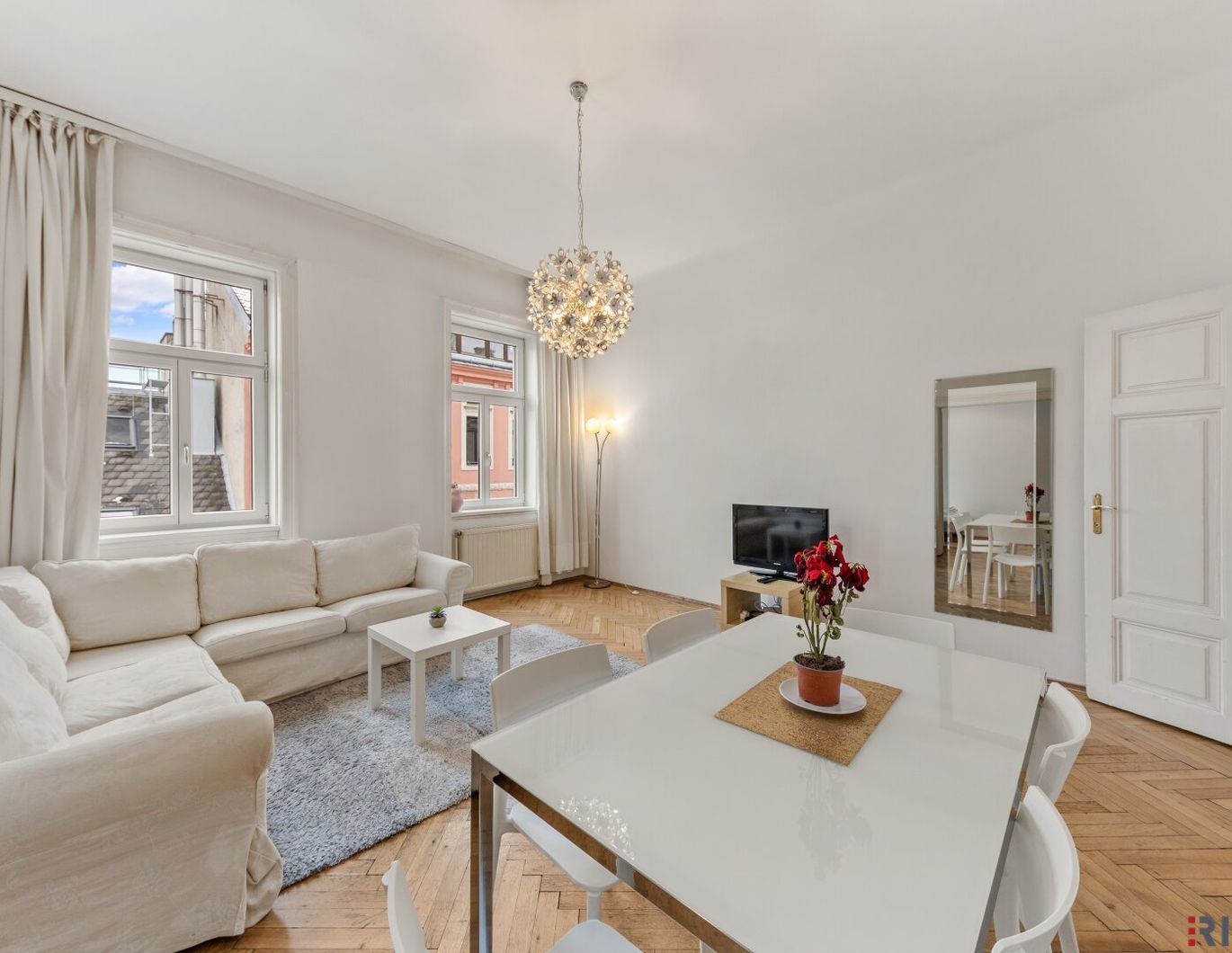 Nähe Liechtensteinpark und U4 I Ruhelage I separate Küchenzeile I großzügiges Wohnzimmer I ausgezeichnete Verkehrsanbindung