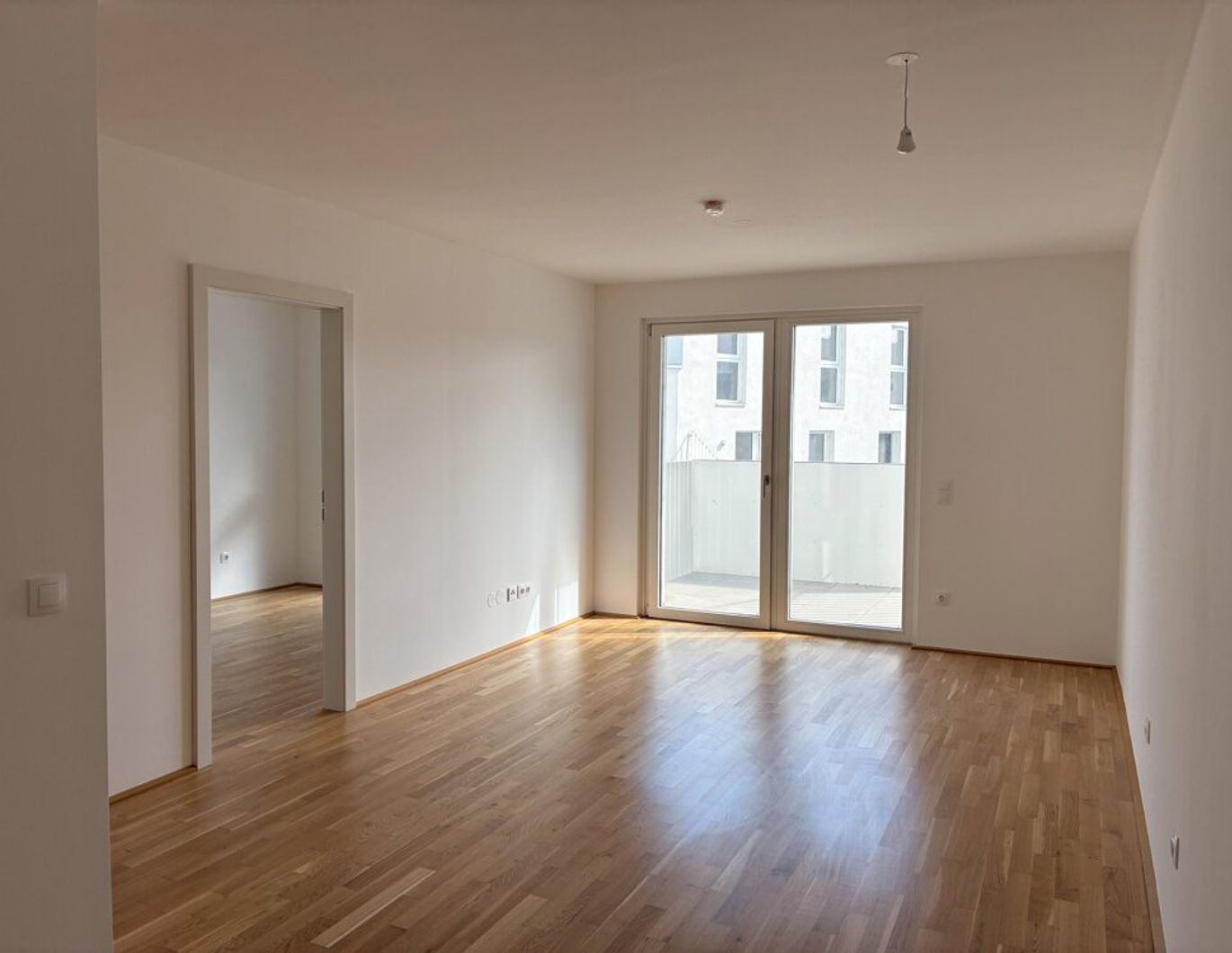 2 Zimmer mit Charme & Stil, Perfekte Raumaufteilung für jeden Anspruch - Top 01-077