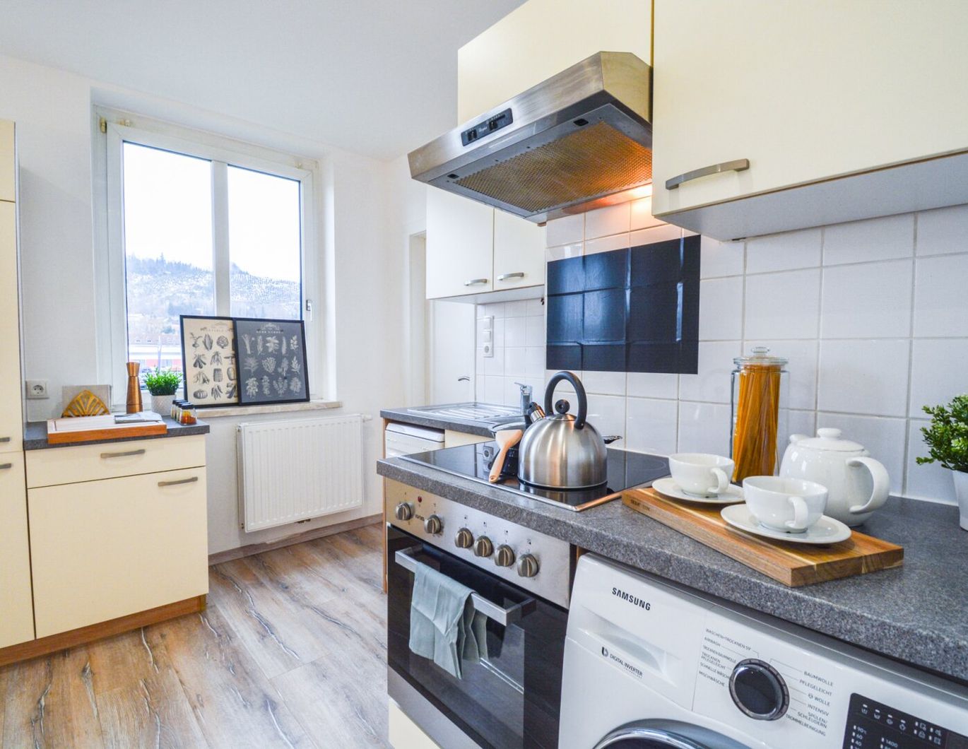 AB 01.02.2026 VERFÜGBAR I HELLE RÄUME I BADEWANNE I IDEALE AUFTEILUNG I HAUSTIERE WILLKOMMEN I RUHIGE LAGE I PROJEKT WOHNEN