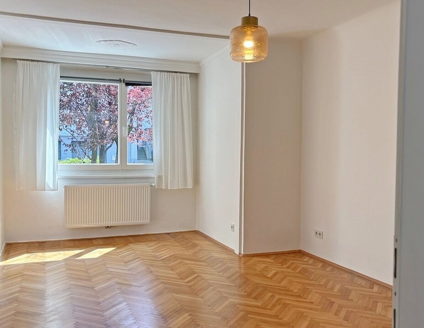 sonnige 2-Zimmer-Wohnung mit Urlaubsflair in Mauer!