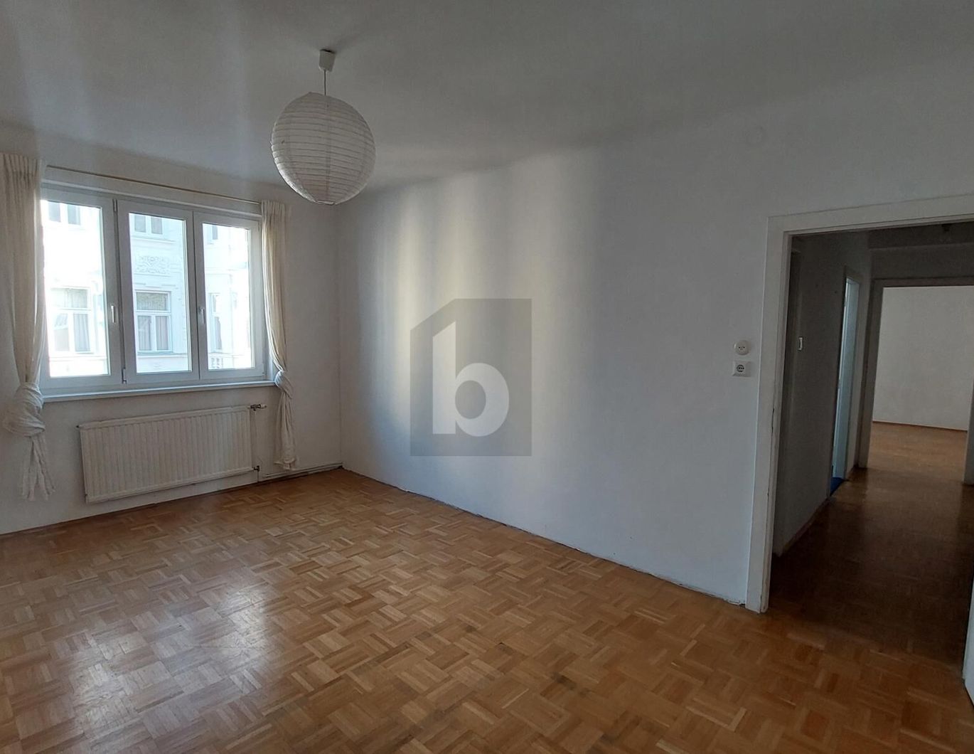 TOP LAGE, NEBEN BELVEDERE