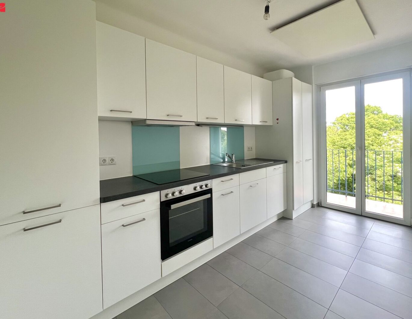 Teilrenovierte Wohnung mit Blick auf die Berge!