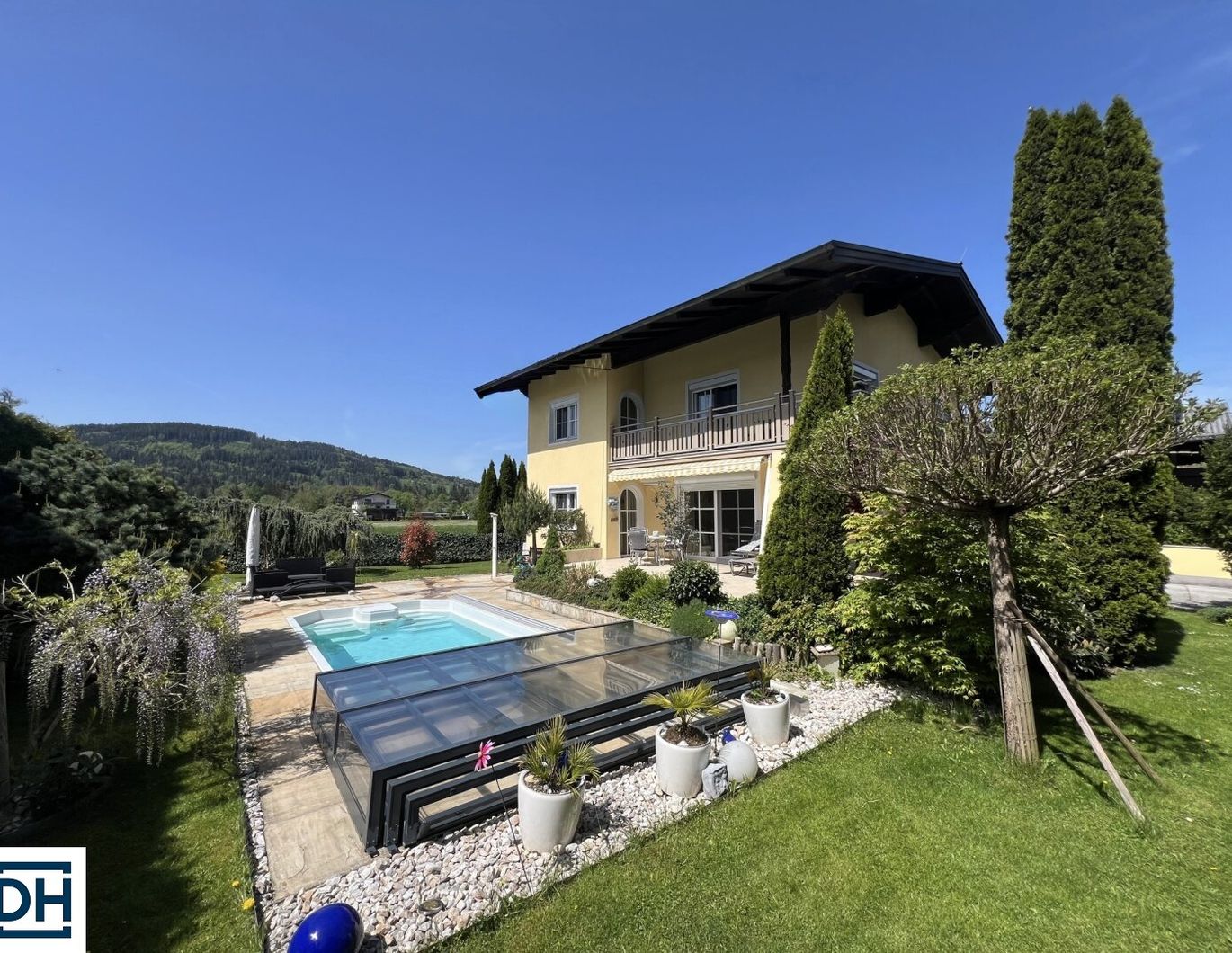 Lebensqualität pur: HAUS mit POOL und Gartenoase in Stadtnähe-Wals