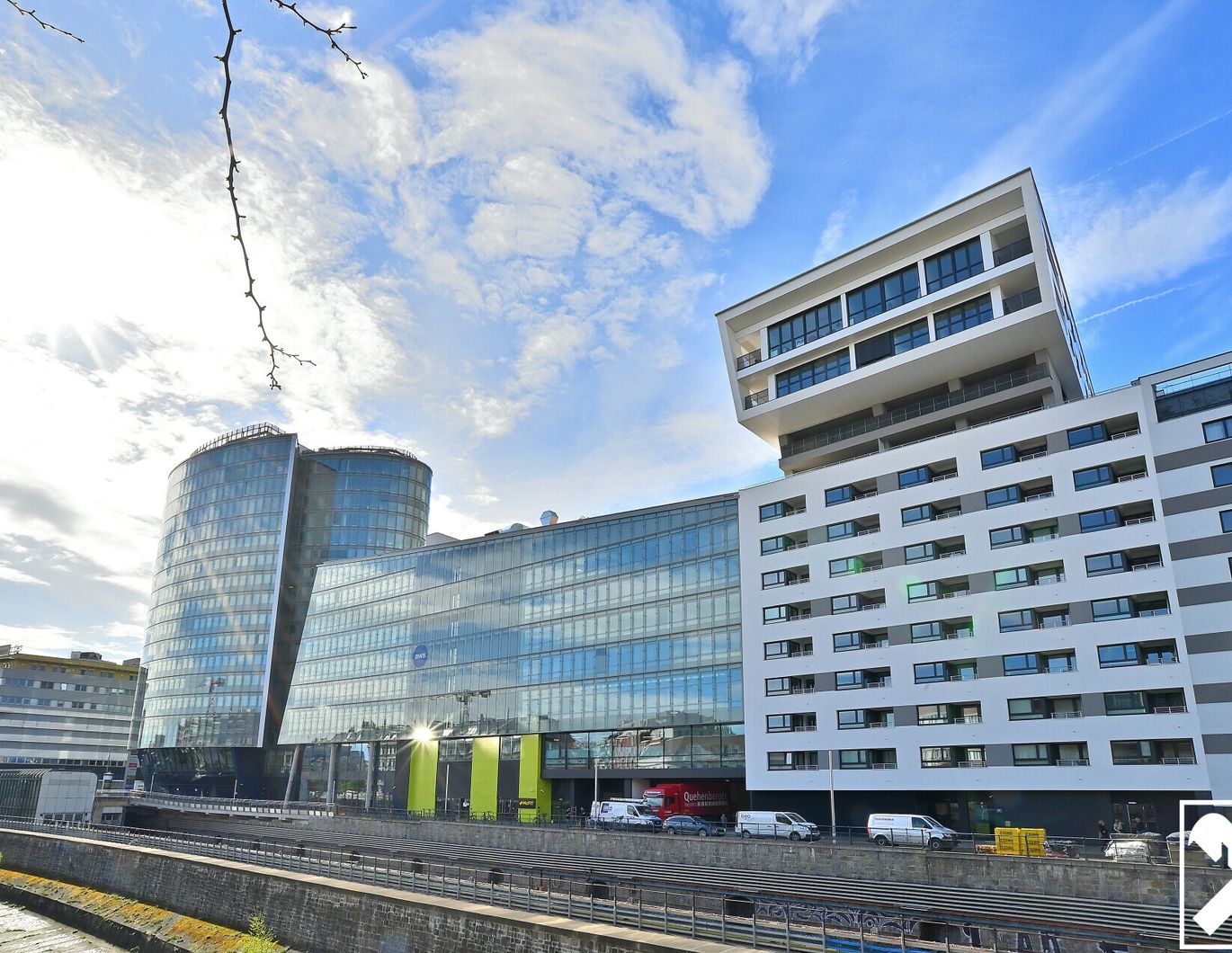 VIO PLAZA Living TOP 145 E10