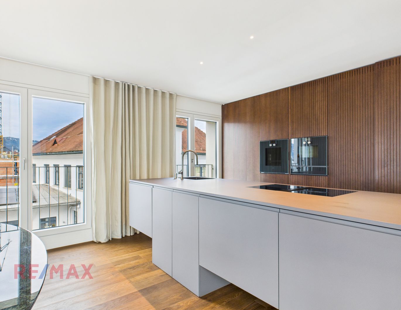 Penthouse Prestige: Das einzige Wohnrefugium auf der obersten Ebene