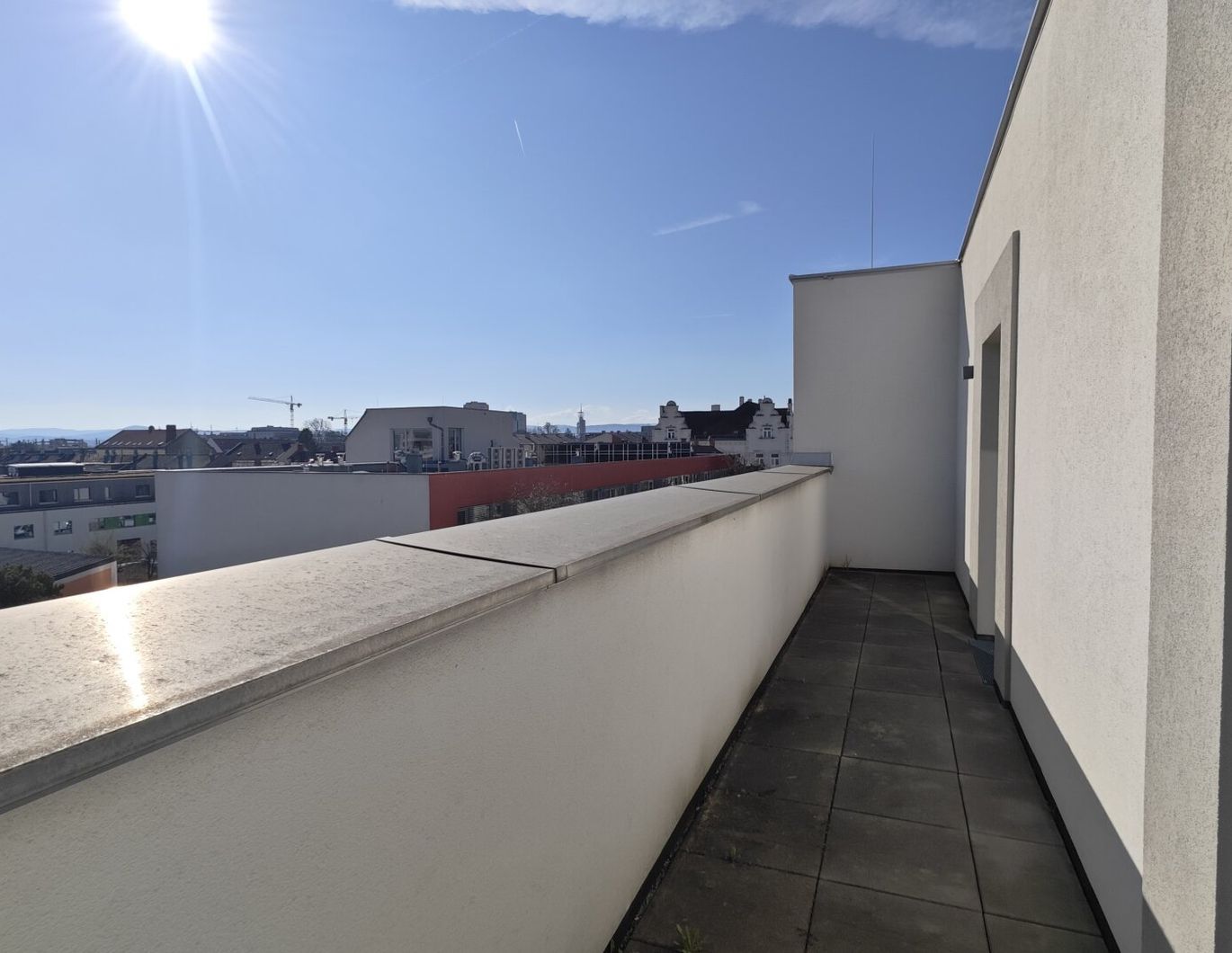 Tolle Dachgeschosswohnung mit zwei Terrassen