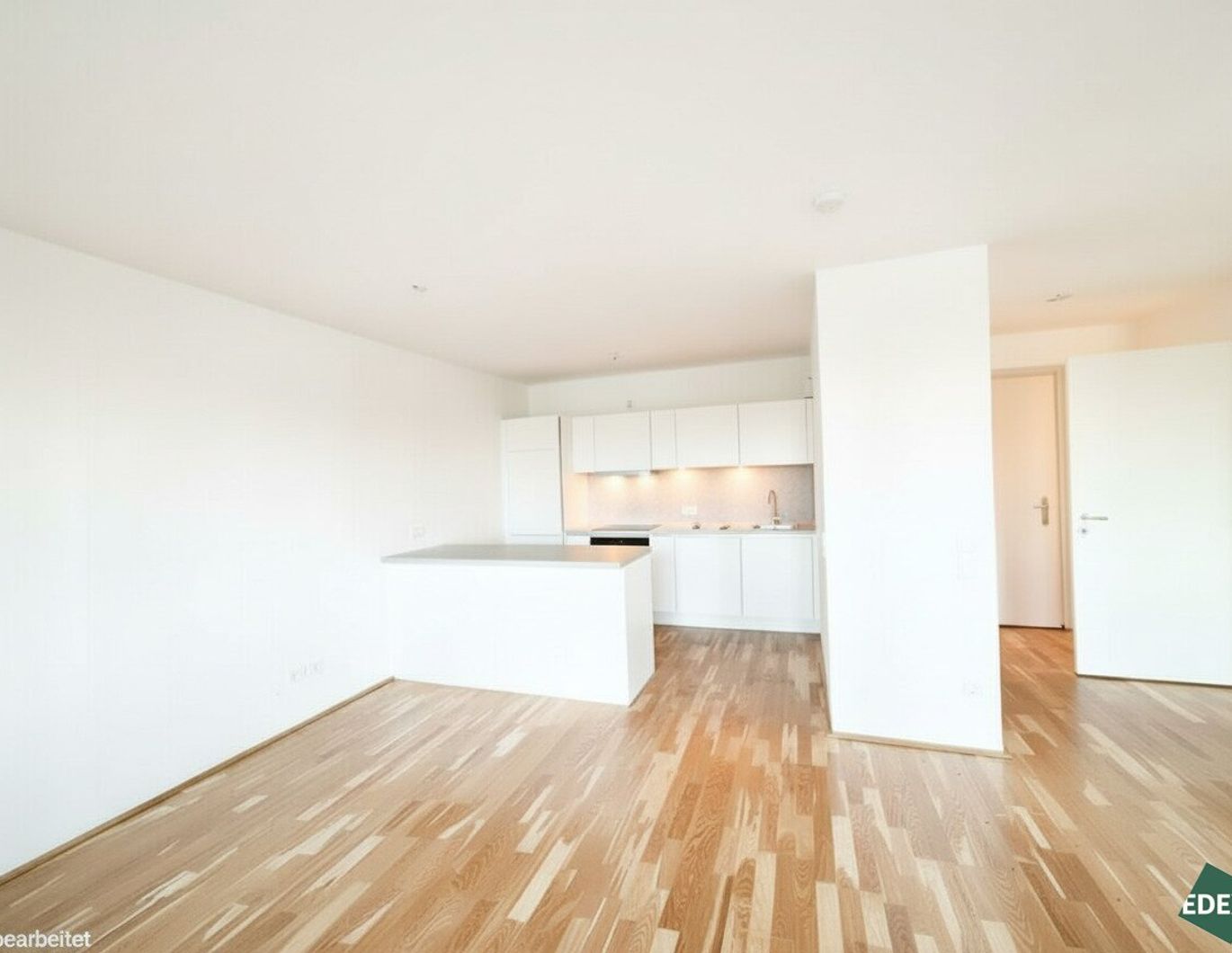 Charmante 2-Zimmer Wohnung nahe Siemens AG - neue Einbauküche!