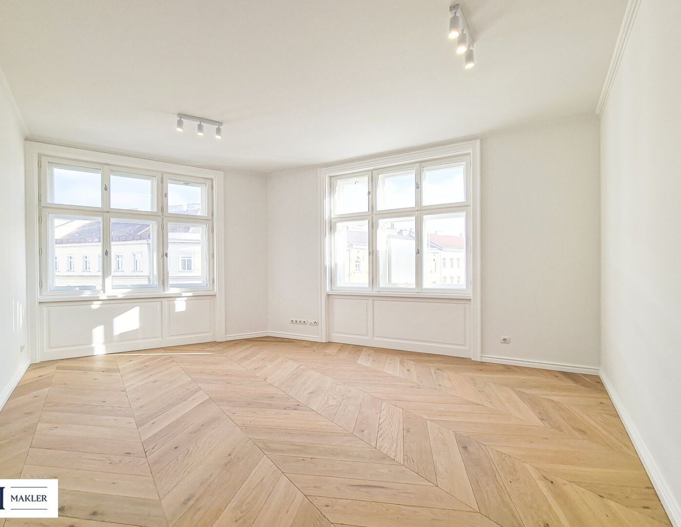 Luxuriöse Altbau-Residenz: Modernes Wohngefühl im historischen Ambiente