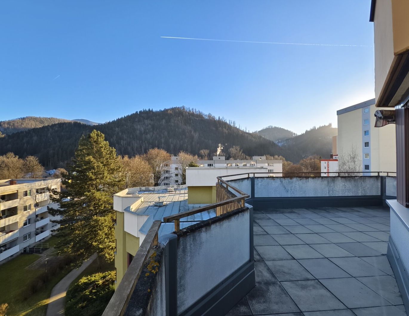 Letzter Stock mit Lift! 94 m² Wohnung mit 30 m² Dachterrasse & Tiefgarage in Kapfenberg