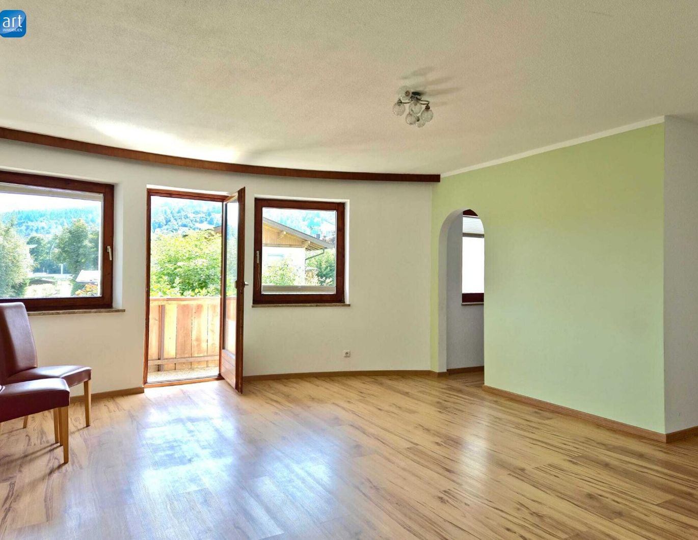 Traumhafte 2-Zimmer-Wohnung mit Balkon in St. Johann, nur 370.000 €!
