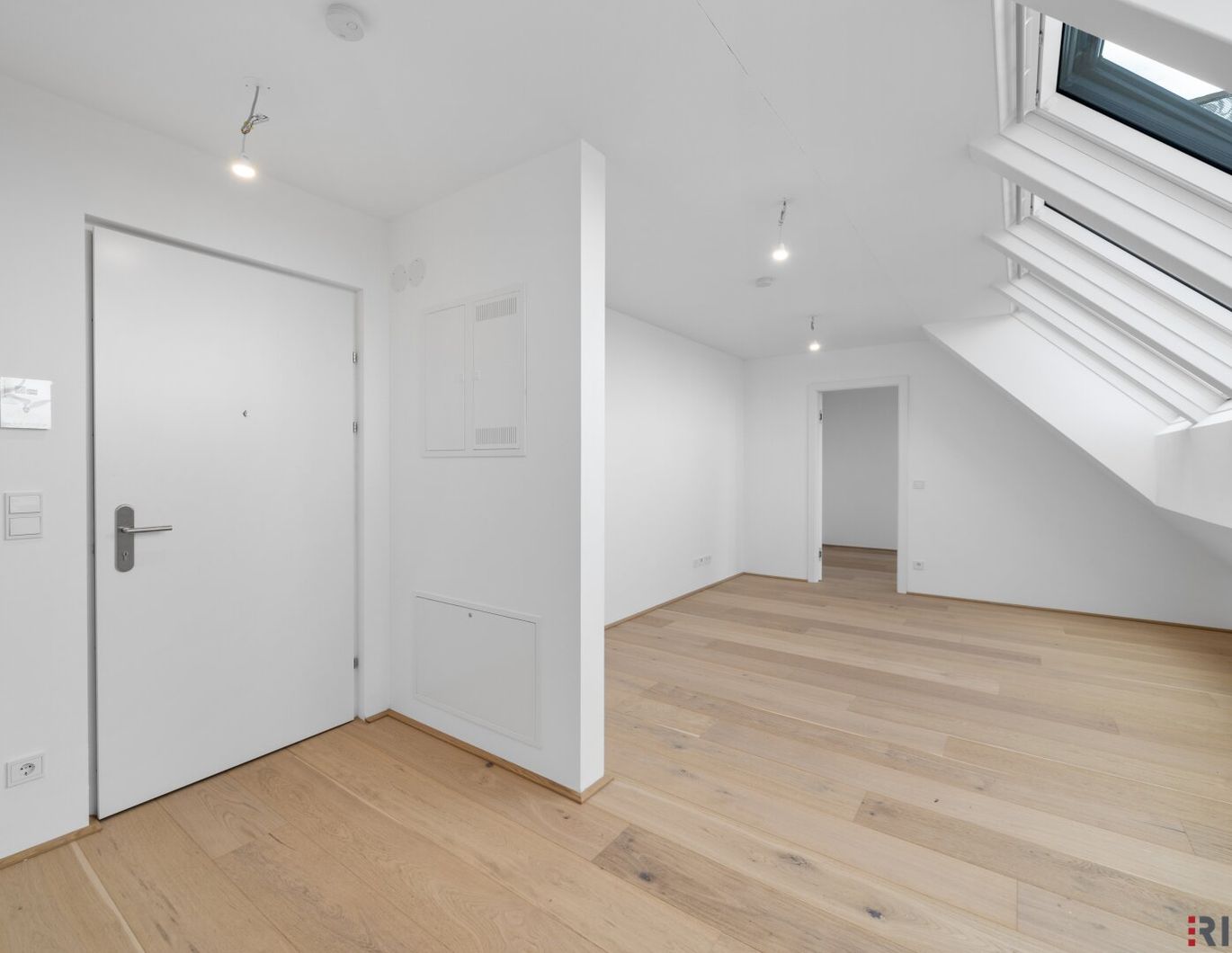 Bei der U1 - 40m² Freifläche - Ruhelage - DG im ERSTBEZUG - Nähe Kagraner Platz und Wagramer Straße