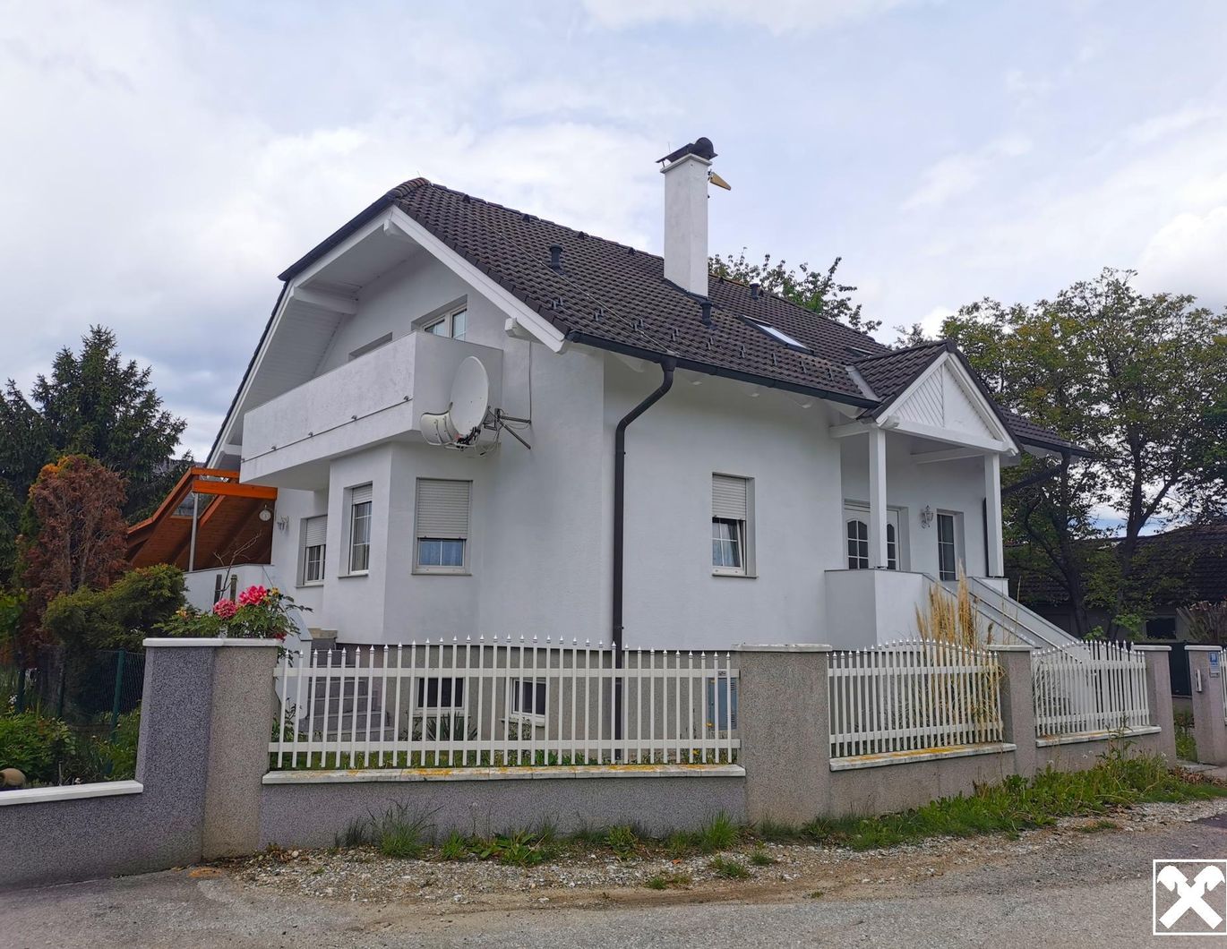 Einfamilienhaus mit Pool