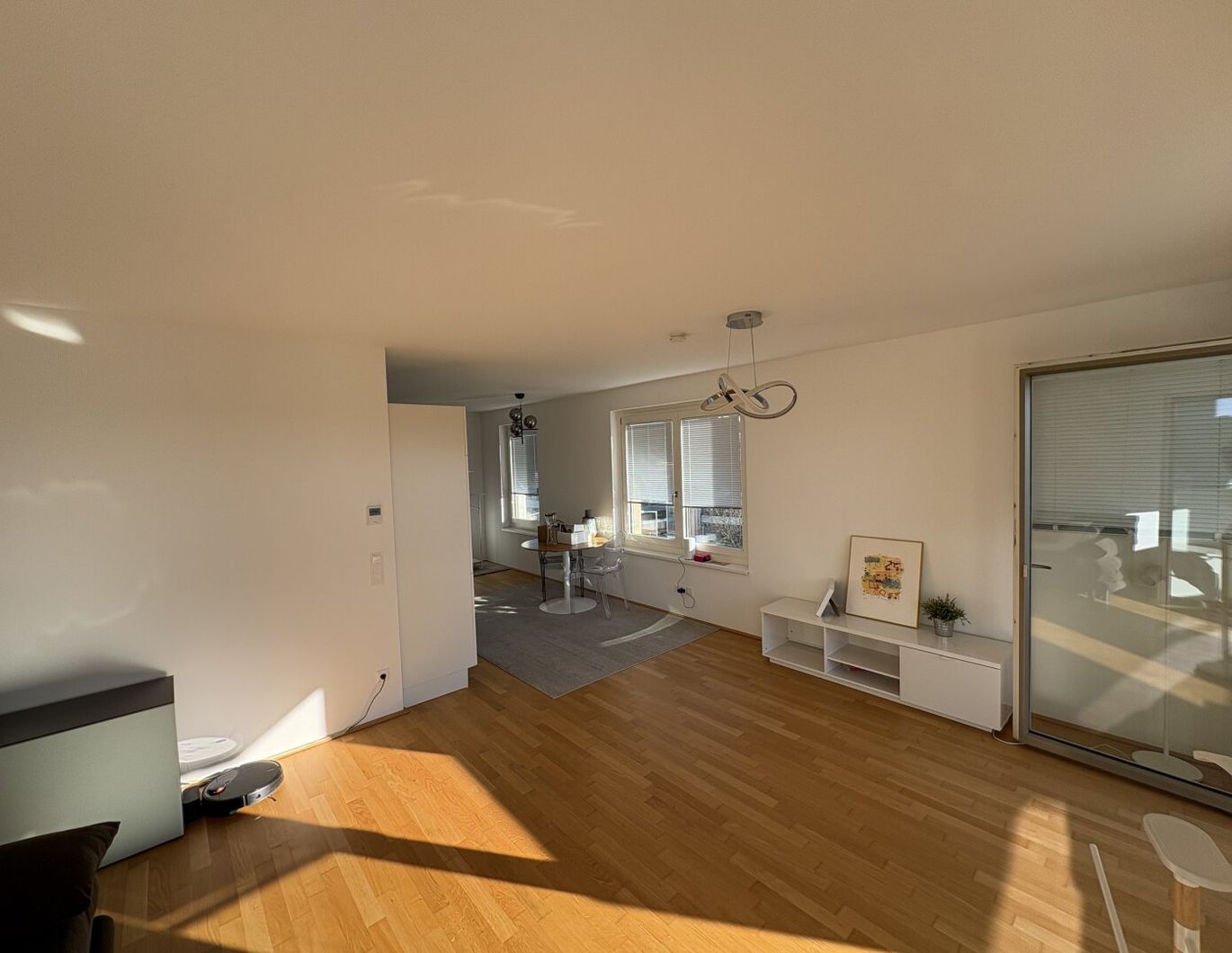 Wunderschöne 1- Zimmerwohnung in der Donaumarina